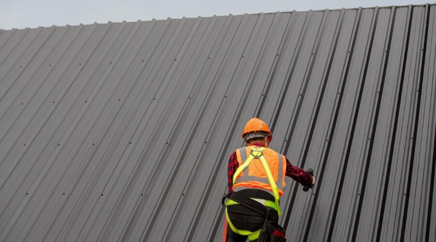 Expert Emergency Roof Repairs services in Elmwood Park, IL